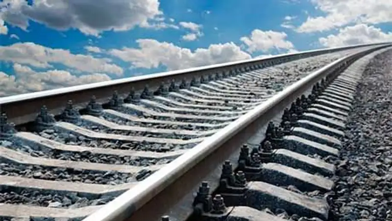 Железнодорожные рабочие разбирали ж/д пути в Карагандинской области