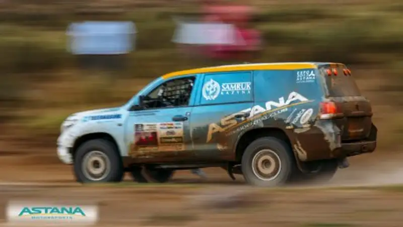  Экипаж Astana Motorsports сохранил за собой третье место на этапе «Дакара» 