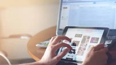 планшет интернет , фото - Новости Zakon.kz от 21.11.2021 07:56