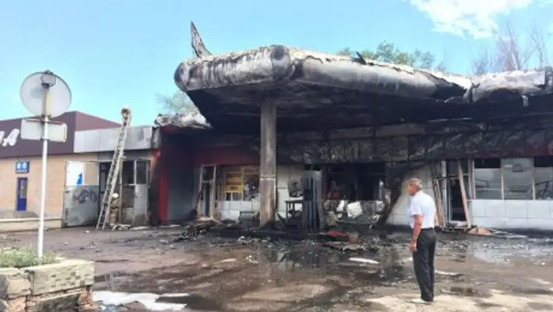 Пожар на АЗС в Балхаше сняли очевидцы