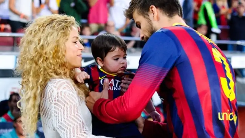 Шакира родила второго сына футболисту Пике