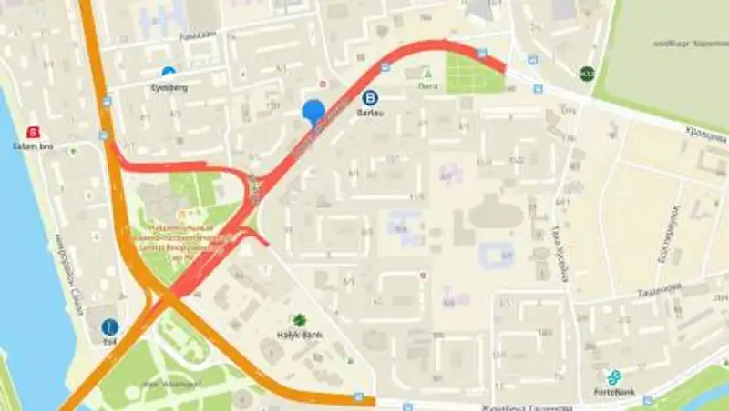 Столичную развязку частично перекрыли