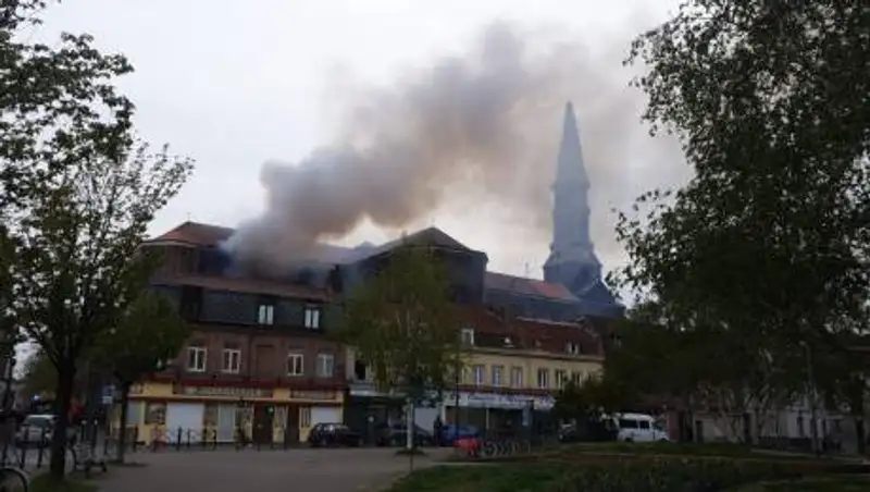 В церкви святых Петра и Павла в Лилле произошел пожар