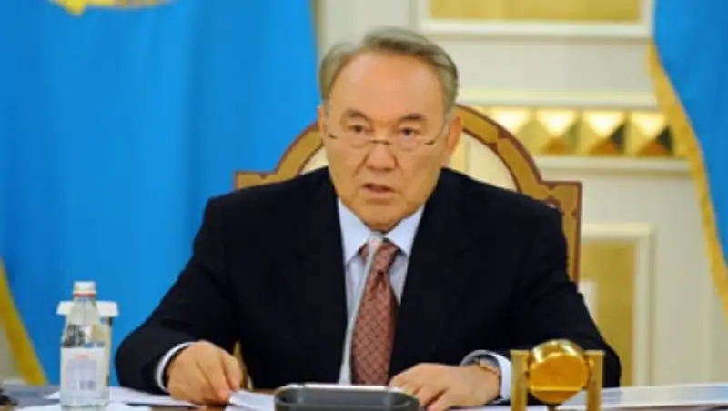 Президент әкімдер мен ректорлардың есеп беру кездесулерін өткізу туралы Жарлыққа қол қойды