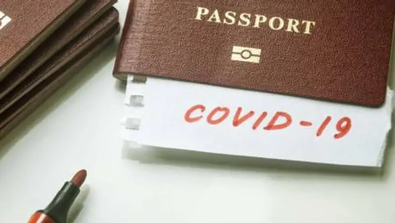 "Иммунные паспорта" для путешественников: что рекомендует ВОЗ