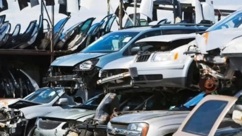 Более 5 млрд тенге получили казахстанцы за сдачу старых авто