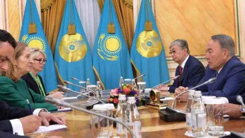 Назарбаев провел встречу с председателем Конгресса депутатов Испании