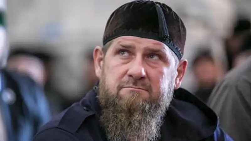 Кадыров назвал "дебилизмом" санкции США против него
