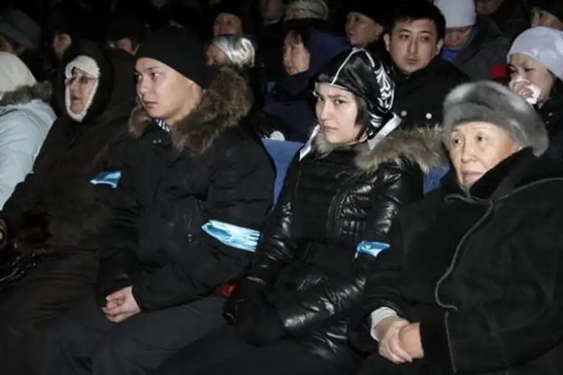 В Алматы простились с директором погранслужбы КНБ РК Стамбековым (фото), фото - Новости Zakon.kz от 03.01.2013 17:52