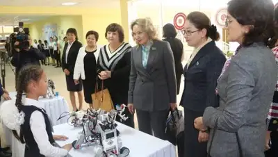 пресс-служба Мажилиса, фото - Новости Zakon.kz от 22.10.2018 20:56