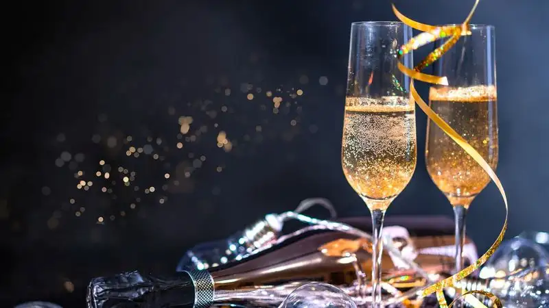 Как безболезненно похудеть после новогодних праздников