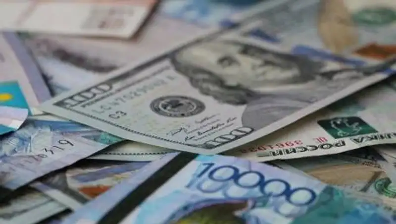 Курс доллара снова растет