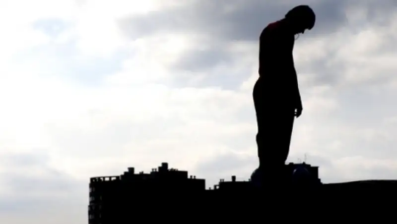 Пограничники вытащили из реки пьяного мужчину, хотевшего умереть 