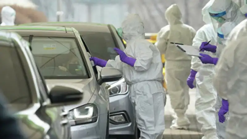 В США число смертей от последствий коронавируса впервые превысило 500 в день