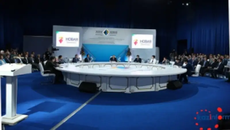 Глава государства: В будущем роботы заменят людей на производстве