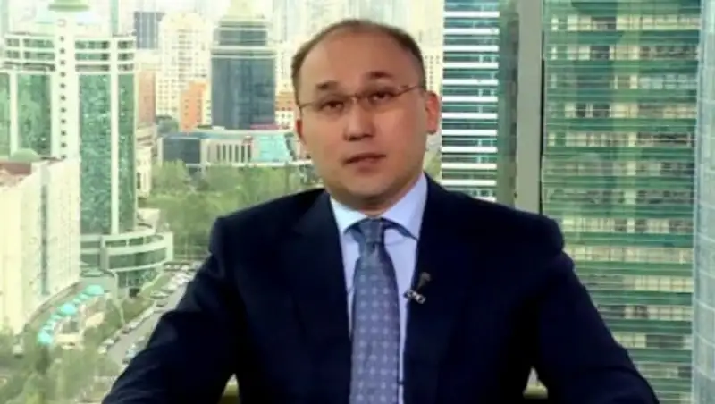 Слова Назарбаева о зарплате казахстанцев в 500 тысяч тенге объяснил Абаев