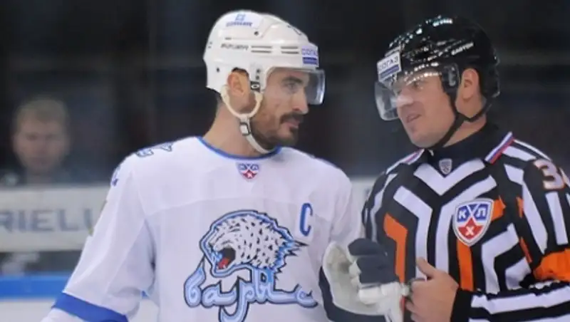 «Барыс» проиграл «Адмиралу» в матче КХЛ