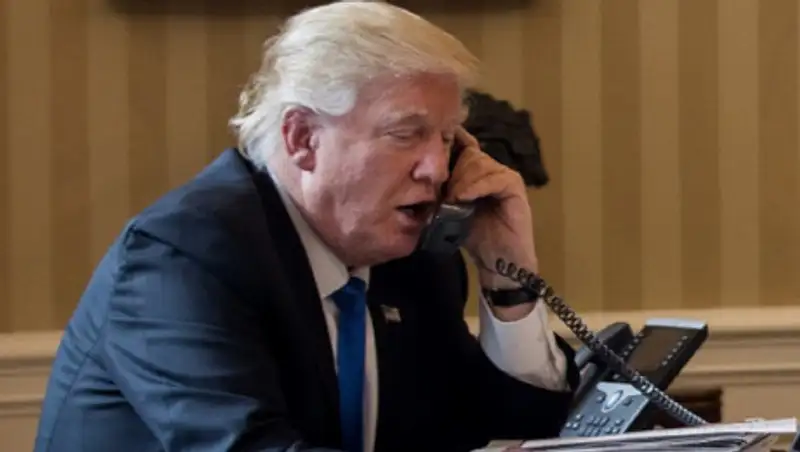 Белый дом опубликовал стенограмму первого разговора Трампа и Зеленского