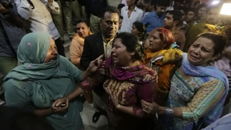 Число жертв теракта в Пакистане возросло до 72 человек