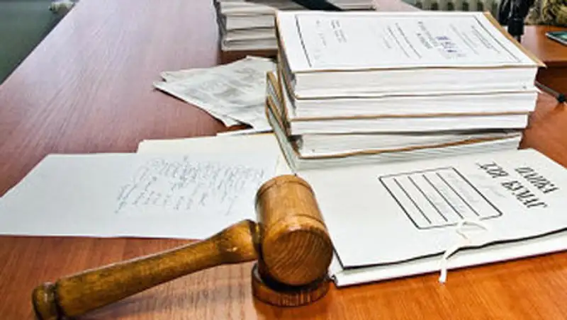 Чиновник обвиняется в продаже 16 государственных квартир в Экибастузе