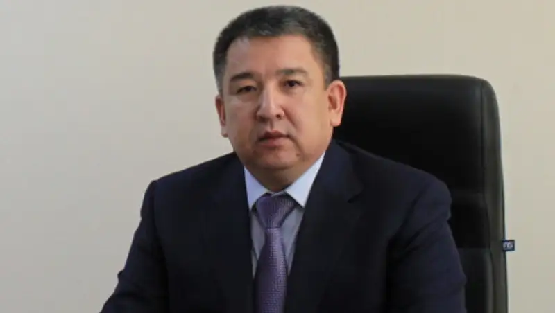 Иманалиев освобожден от должности председателя Комитета по госматериальным резервам МЦР