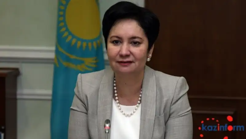 Госсекретарь РК Абдыкаликова встретилась с президентом Международной федерации дзюдо