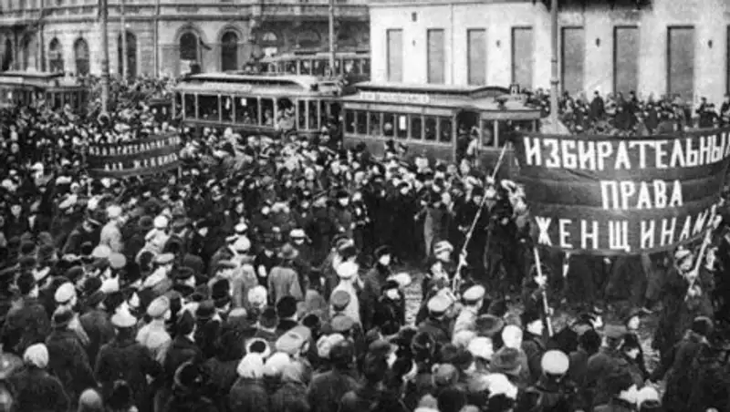 История Международного женского дня: Даты, имена, события