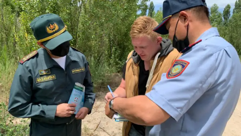 В ДЧС Алматы напомнили, что купаться на водоемах все еще нельзя