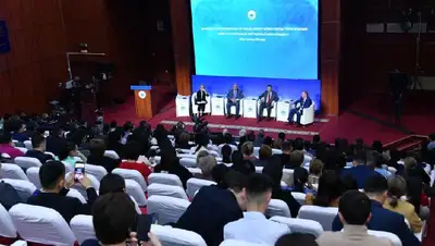 рабочая поездка, Нурлан Абдиров, фото - Новости Zakon.kz от 21.04.2022 12:48