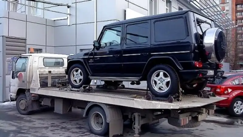 Десятки авто в Алматы отправлены на штрафстоянку