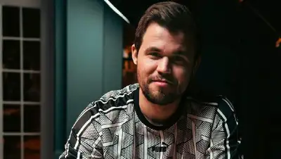 Шахматы Отказ от титула, фото - Новости Zakon.kz от 20.07.2022 17:16