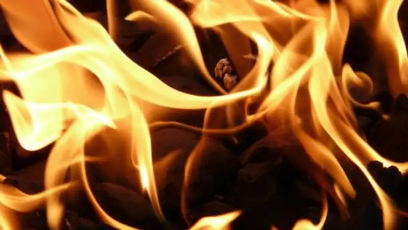 Пожар в Астане оперативно потушили