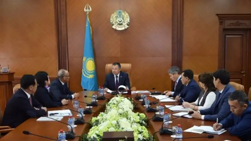 Аким ЮКО встретился с президентом международного медицинского фонда «Severance – KZ»