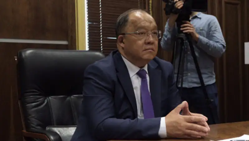 Претендент от партии "Ауыл" сдал экзамен на знание госязыка