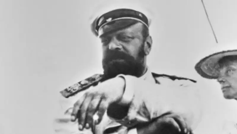 Криминалисты начали исследовать гробницу императора Александра III