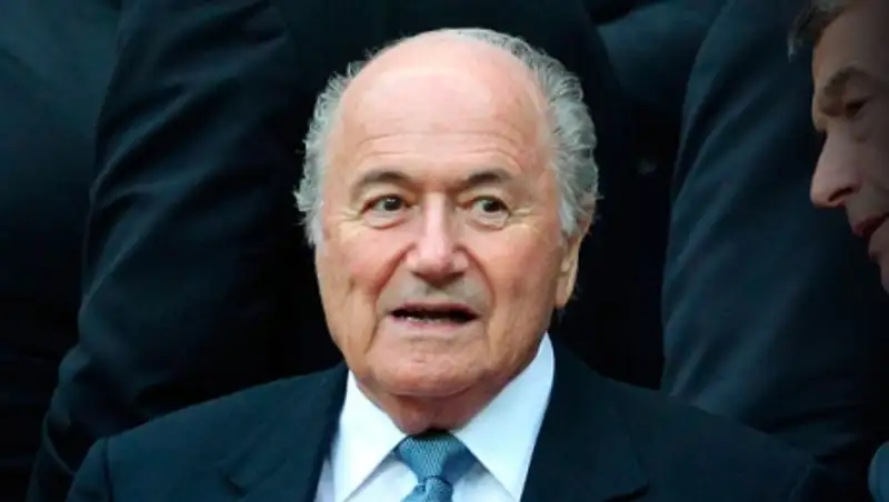 Блаттер может попросить Путина об убежище