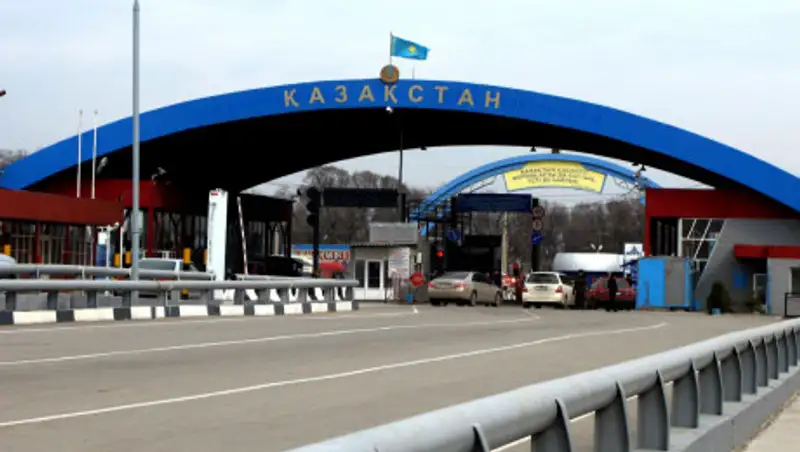 В КНБ рассказали, кому можно пересекать границу РК