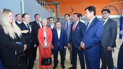 поездка в регионы, фото - Новости Zakon.kz от 26.05.2022 16:03