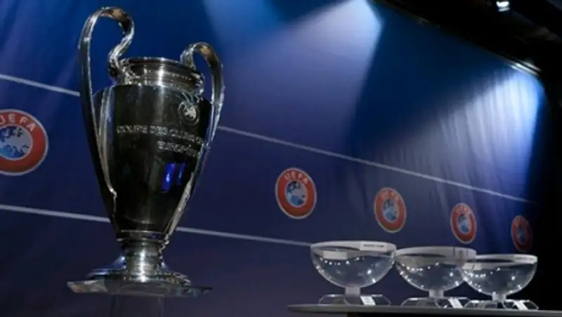 Результаты жеребьевки Лиги чемпионов: кто с кем сойдется в 1/8 финала 