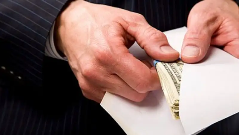 10 самых громких коррупционных скандалов в России