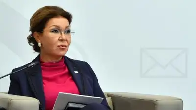 онлайн-конференция, фото - Новости Zakon.kz от 11.01.2012 22:01