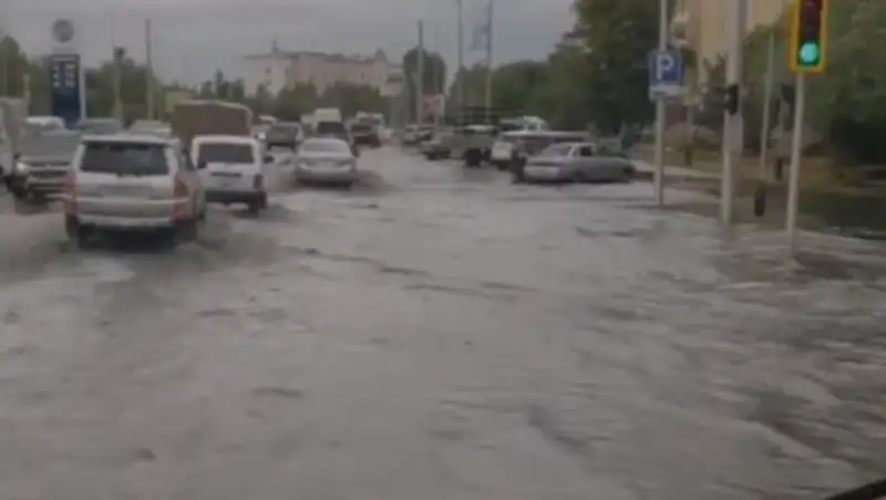 Нур-Султан вновь "поплыл"