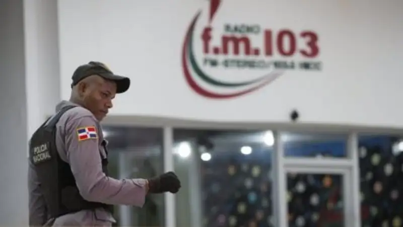 Доминиканских журналистов застрелили во время прямого радиоэфира