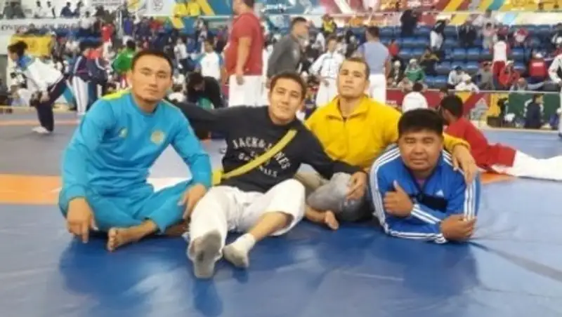 Казахстанские борцы на поясах намерены завоевать два «золота» Всемирных игр кочевников