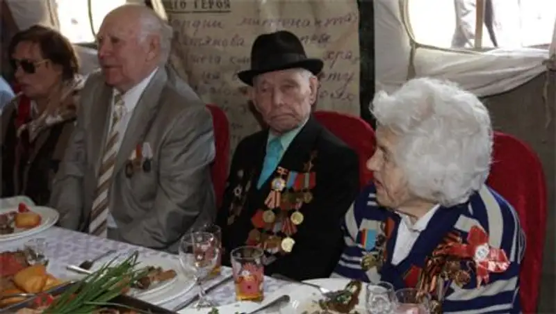 В Карагандинской области в парке Победы продолжается праздник