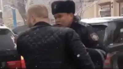 кадр видео, фото - Новости Zakon.kz от 02.05.2018 12:56