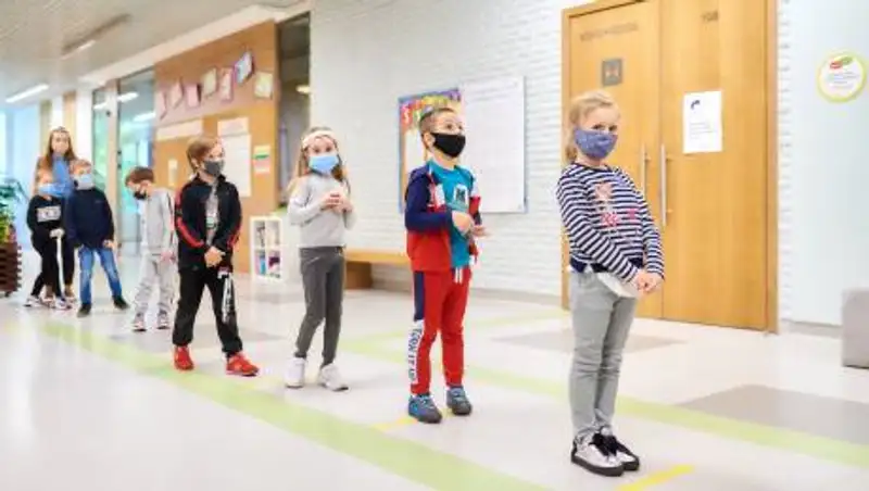 Карагандинские школьники в марте будут учиться по-новому