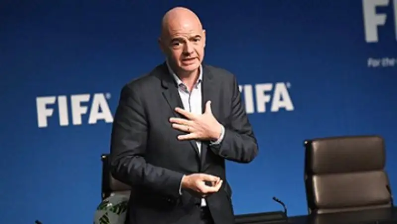 Нового президента ФИФА допросит комитет по этике