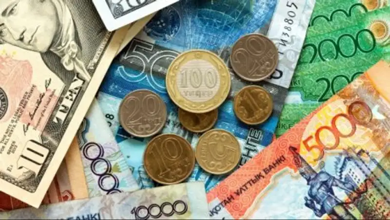 В Нацбанке объяснили очередной рост продаж в обменниках долларов