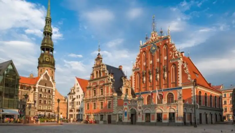 Более двух тысяч человек подписались под инициативой о выходе Латвии из ЕС